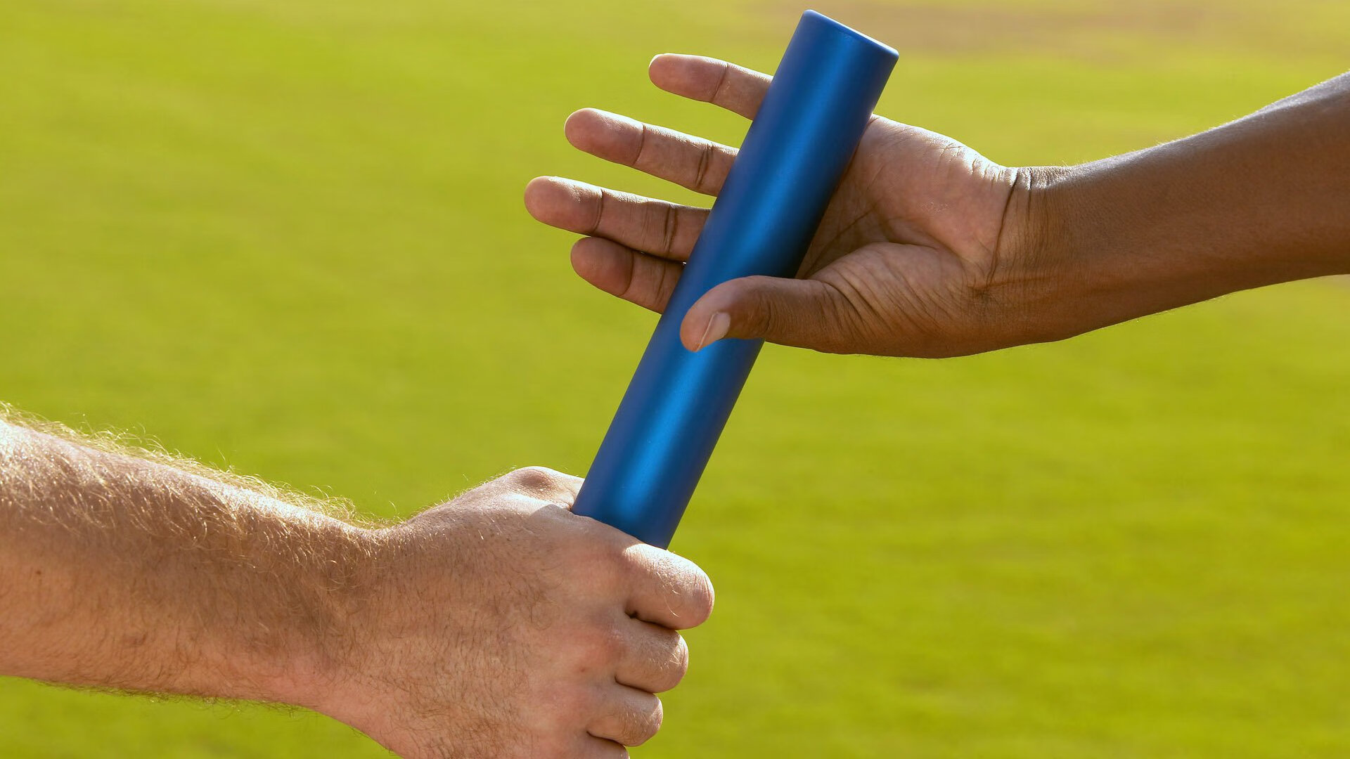 中超联赛国家队惨败 球迷期待阵容调整，国家队打中超